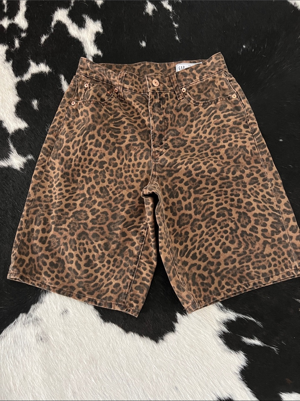 GAP Leopard Print Longline Short Size 24